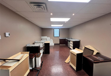 7-9 RODDICK CRESCENT, HARBOUR GRACE, Newfoundland, Canada A0A2M0, ,1 BathroomBathrooms,Commercial,For Sale,RODDICK CRESCENT,6265