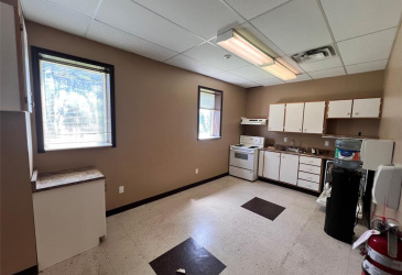 7-9 RODDICK CRESCENT, HARBOUR GRACE, Newfoundland, Canada A0A2M0, ,1 BathroomBathrooms,Commercial,For Sale,RODDICK CRESCENT,6265