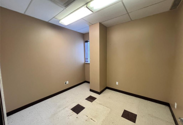 7-9 RODDICK CRESCENT, HARBOUR GRACE, Newfoundland, Canada A0A2M0, ,1 BathroomBathrooms,Commercial,For Sale,RODDICK CRESCENT,6265