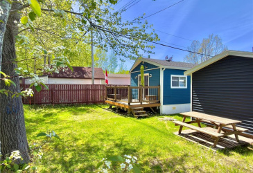 6 JACQUELINE AVE, CLARENVILLE, Newfoundland, Canada A5A 1J2, ,1 BathroomBathrooms,Residential,For Sale,JACQUELINE AVE,6266