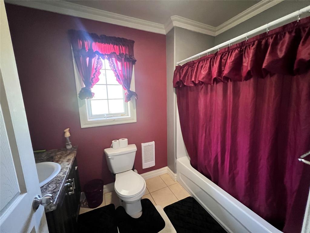 2D EARLES ROAD, BAY ROBERTS, Newfoundland, Canada A0A3V0, ,3 BathroomsBathrooms,Residential,For Sale,EARLES ROAD,6274