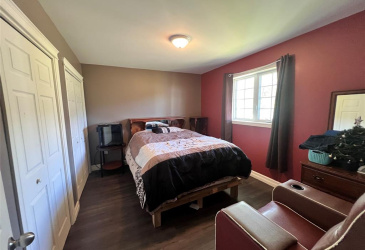 2D EARLES ROAD, BAY ROBERTS, Newfoundland, Canada A0A3V0, ,3 BathroomsBathrooms,Residential,For Sale,EARLES ROAD,6274