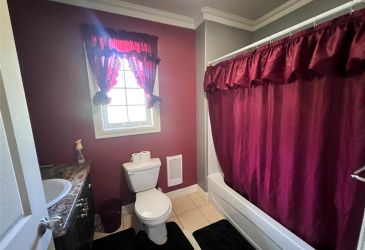 2D EARLES ROAD, BAY ROBERTS, Newfoundland, Canada A0A3V0, ,3 BathroomsBathrooms,Residential,For Sale,EARLES ROAD,6274