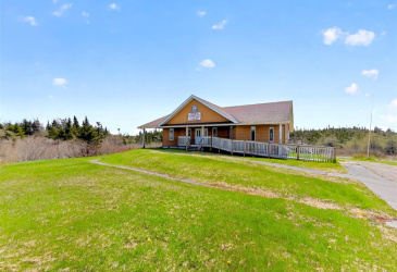 1 ROUTE 204, NORTH WEST BROOK, Newfoundland, Canada A0E2P0, ,0,Commercial,For Sale,ROUTE 204,6277
