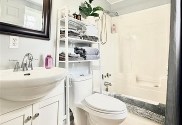 42 OLD MILL ROAD, DEEP BIGHT, Newfoundland, Canada A0E 2A0, ,2 BathroomsBathrooms,Residential,For Sale,OLD MILL ROAD,6278