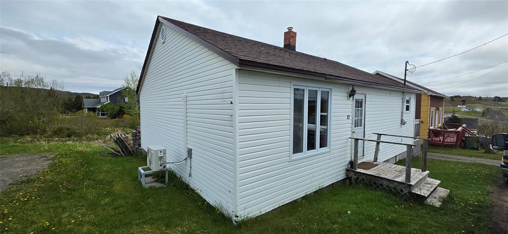 10 NOTRE DAME STREET, ST. LAWRENCE, Newfoundland, Canada A03 2V0, ,1 BathroomBathrooms,Residential,For Sale,NOTRE DAME STREET,6280