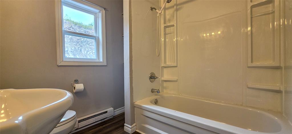 9 OLD BRANCH ROAD, PARKER'S COVE, Newfoundland, Canada A0E 1H0, ,1 BathroomBathrooms,Residential,For Sale,OLD BRANCH ROAD,6301