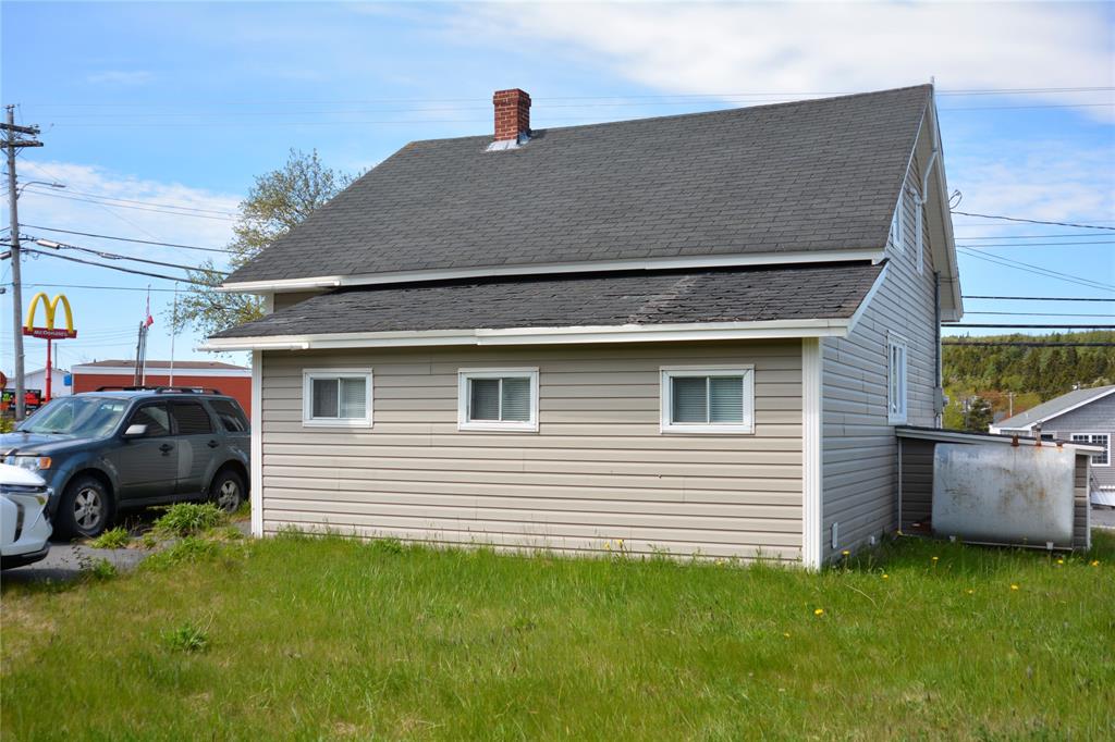 147 CONCEPTION BAY HIGHWAY, BAY ROBERTS, Newfoundland, Canada A0A 1G0, ,2 BathroomsBathrooms,Mixed,For Sale,CONCEPTION BAY HIGHWAY,6306