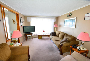 147 CONCEPTION BAY HIGHWAY, BAY ROBERTS, Newfoundland, Canada A0A 1G0, ,2 BathroomsBathrooms,Mixed,For Sale,CONCEPTION BAY HIGHWAY,6306