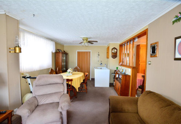 147 CONCEPTION BAY HIGHWAY, BAY ROBERTS, Newfoundland, Canada A0A 1G0, ,2 BathroomsBathrooms,Mixed,For Sale,CONCEPTION BAY HIGHWAY,6306