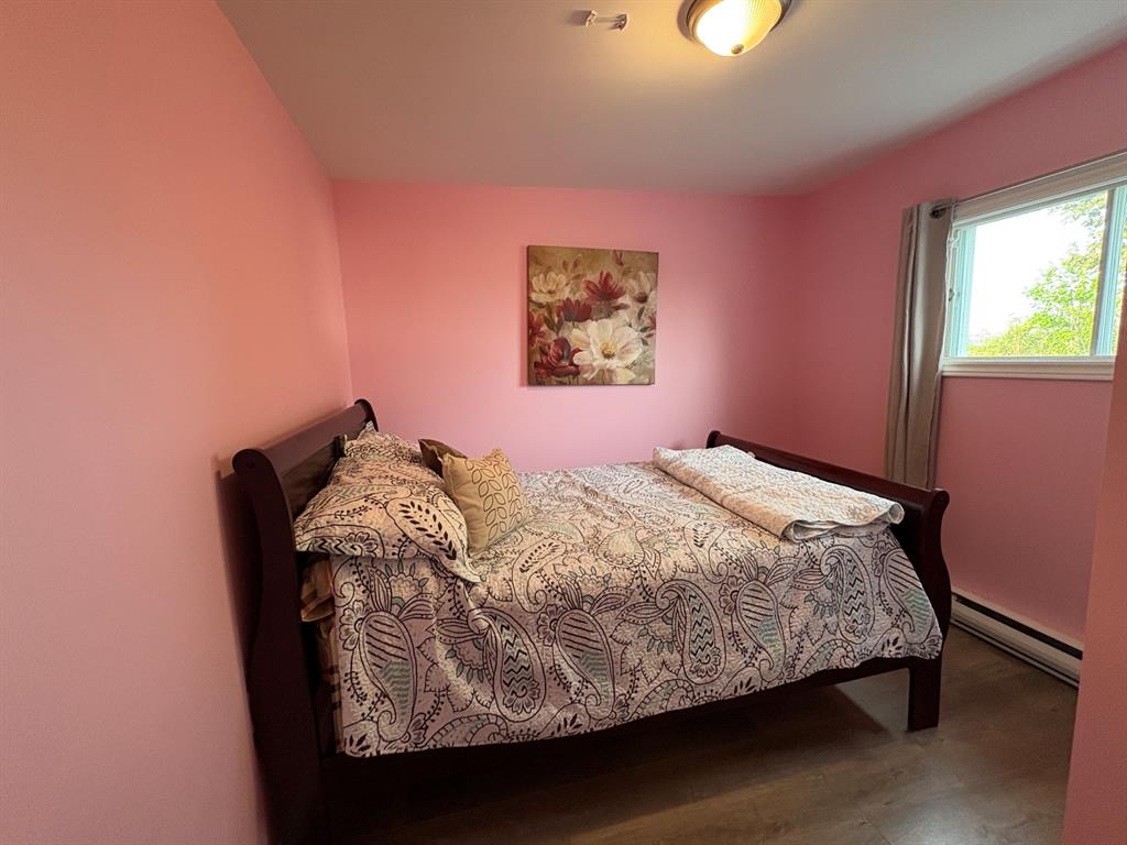 10-12 PINCH ROAD, UPPER ISLAND COVE, Newfoundland, Canada A0A 4E0, ,2 BathroomsBathrooms,Residential,Sale Pending,PINCH ROAD,6309