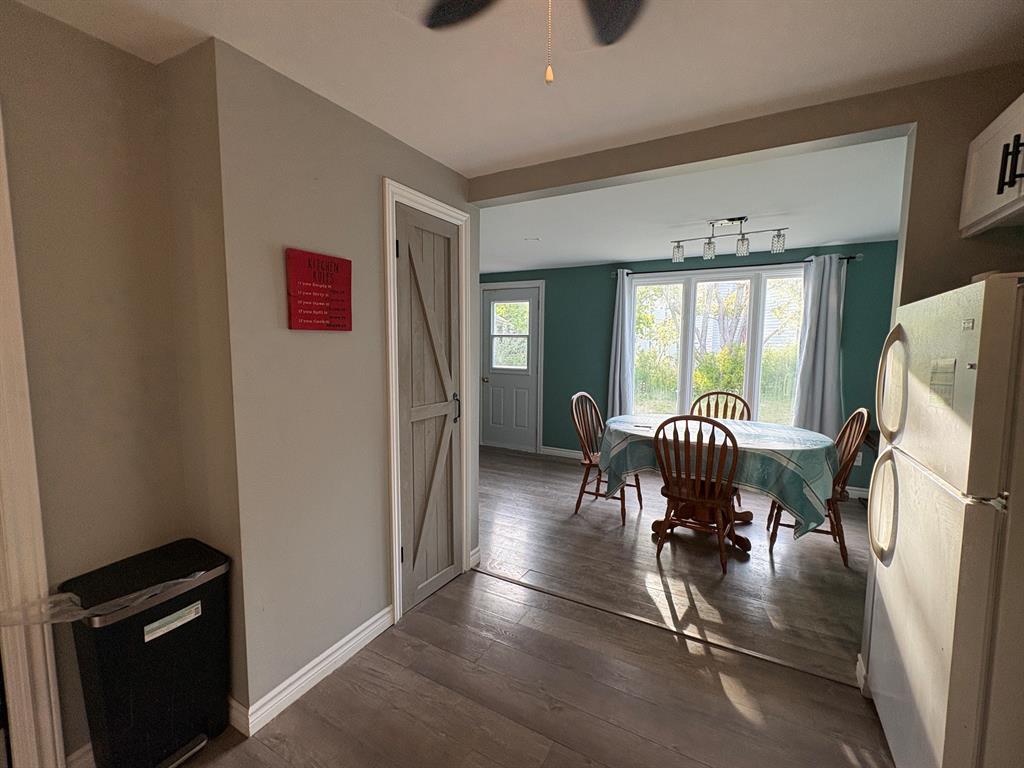 10-12 PINCH ROAD, UPPER ISLAND COVE, Newfoundland, Canada A0A 4E0, ,2 BathroomsBathrooms,Residential,Sale Pending,PINCH ROAD,6309
