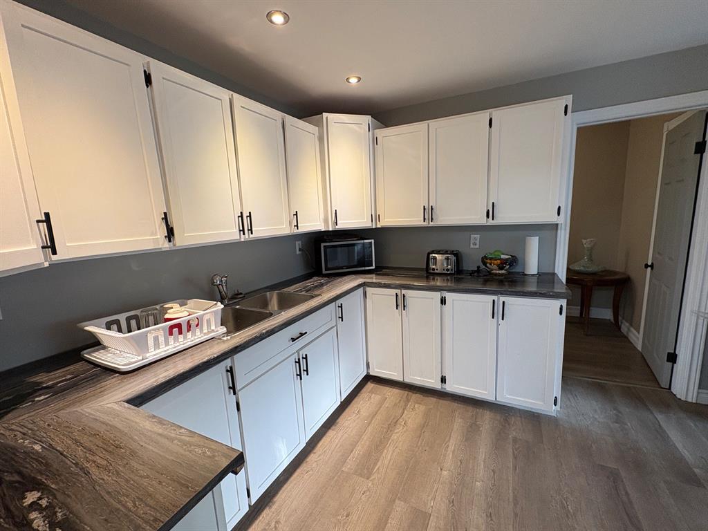 10-12 PINCH ROAD, UPPER ISLAND COVE, Newfoundland, Canada A0A 4E0, ,2 BathroomsBathrooms,Residential,Sale Pending,PINCH ROAD,6309
