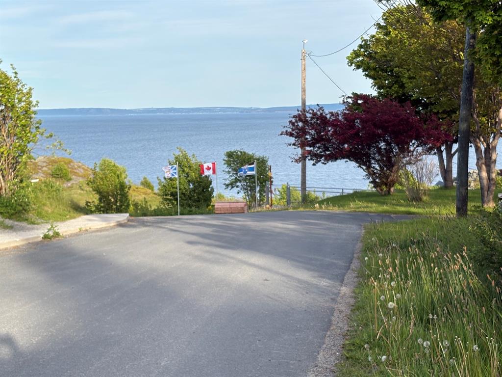 10-12 PINCH ROAD, UPPER ISLAND COVE, Newfoundland, Canada A0A 4E0, ,2 BathroomsBathrooms,Residential,Sale Pending,PINCH ROAD,6309