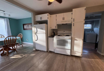 10-12 PINCH ROAD, UPPER ISLAND COVE, Newfoundland, Canada A0A 4E0, ,2 BathroomsBathrooms,Residential,Sale Pending,PINCH ROAD,6309