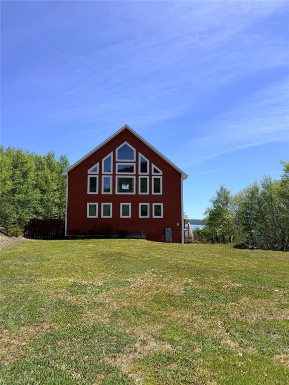 8 BEACH PATH, DEEP BIGHT, Newfoundland, Canada A0E 2A0, ,4 BathroomsBathrooms,Residential,For Sale,BEACH PATH,6310