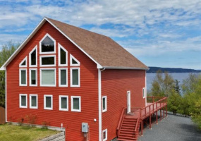 8 BEACH PATH, DEEP BIGHT, Newfoundland, Canada A0E 2A0, ,4 BathroomsBathrooms,Residential,For Sale,BEACH PATH,6310