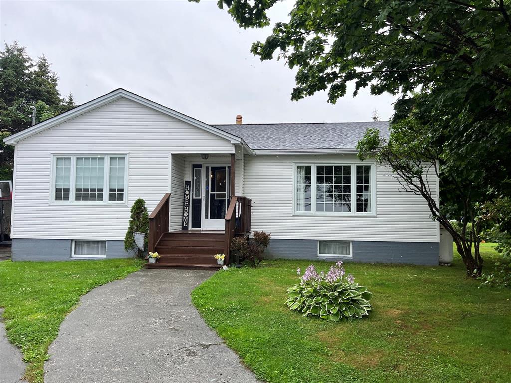 109 CONCEPTION BAY HIGHWAY, CLARKE'S BEACH, Newfoundland, Canada A0A 1W0, ,1 BathroomBathrooms,Mixed,For Sale,CONCEPTION BAY HIGHWAY,6312