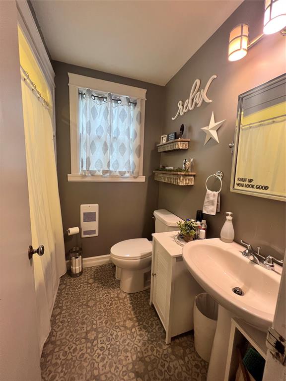 109 CONCEPTION BAY HIGHWAY, CLARKE'S BEACH, Newfoundland, Canada A0A 1W0, ,1 BathroomBathrooms,Mixed,For Sale,CONCEPTION BAY HIGHWAY,6312
