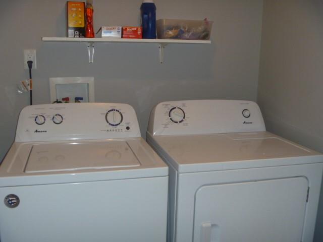 11 DIBERVILLE STREET, CARBONEAR, Newfoundland, Canada A1Y 1A4, ,2 BathroomsBathrooms,Residential,For Sale,DIBERVILLE STREET,6317
