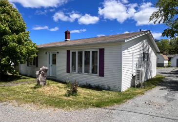 1 TURKSWATER ROAD, MAKINSONS, Newfoundland, Canada A0A 1X0, ,1 BathroomBathrooms,Residential,For Sale,TURKSWATER ROAD,6318 1 TURKSWATER ROAD, MAKINSONS, Newfoundland, Canada A0A 1X0, ,1 BathroomBathrooms,Residential,For Sale,TURKSWATER ROAD,6318