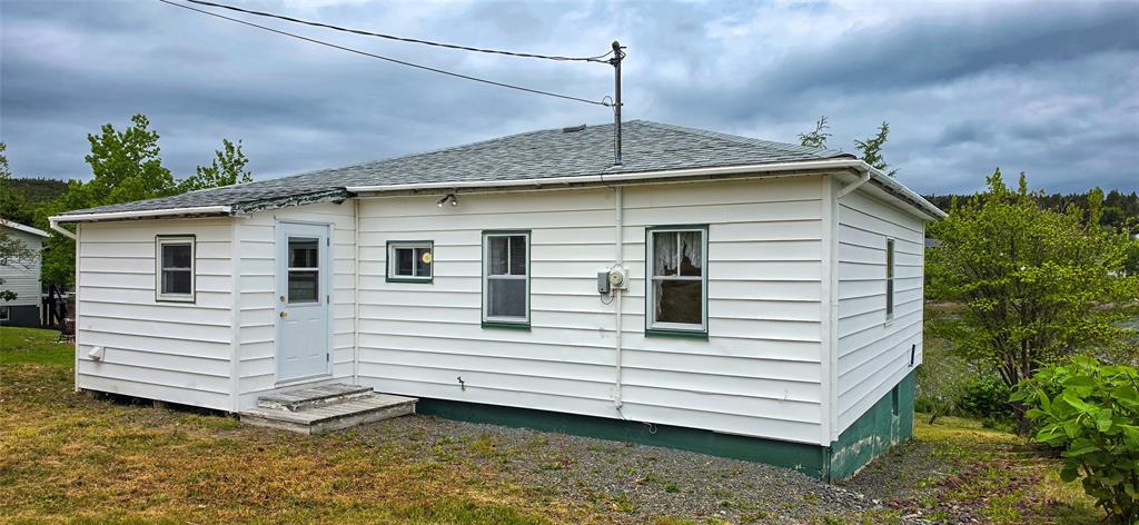 133 MAIN ROAD, LEWIN'S COVE, Newfoundland, Canada A0E 2M0, ,1 BathroomBathrooms,Residential,Reduced,MAIN ROAD,6320