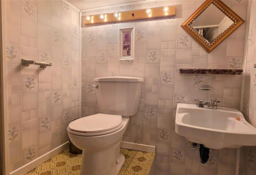 133 MAIN ROAD, LEWIN'S COVE, Newfoundland, Canada A0E 2M0, ,1 BathroomBathrooms,Residential,For Sale,MAIN ROAD,6320