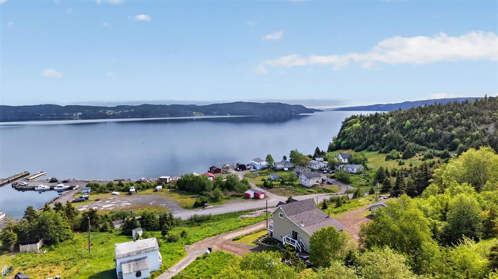 3 ELI IVANY ROAD, PETLEY, Newfoundland, Canada A5A 3A1, ,1 BathroomBathrooms,Residential,For Sale,ELI IVANY ROAD,6323