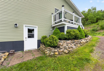 3 ELI IVANY ROAD, PETLEY, Newfoundland, Canada A5A 3A1, ,1 BathroomBathrooms,Residential,For Sale,ELI IVANY ROAD,6323