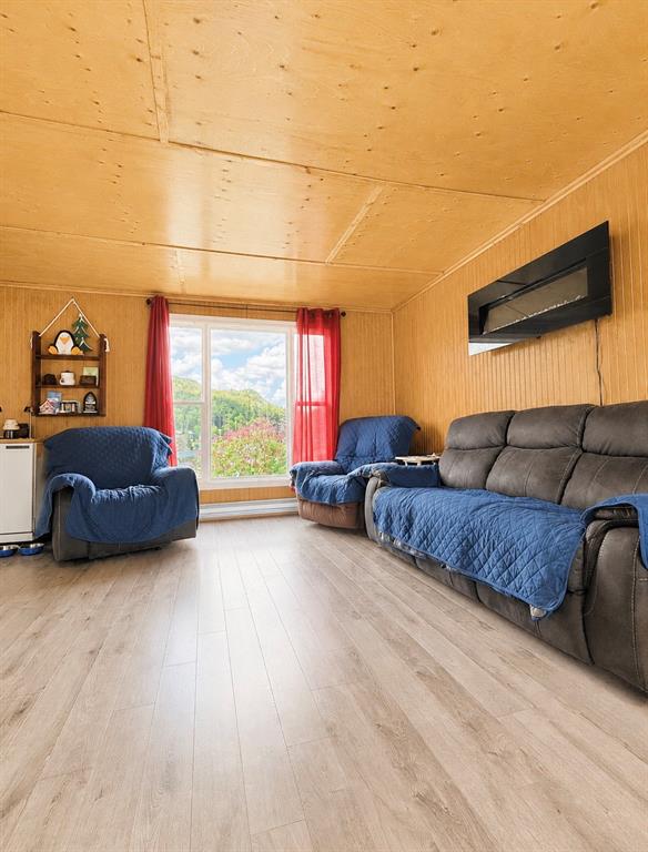 3 MAIN ROAD, TROUTY, Newfoundland, Canada A0L 1T0, ,2 BathroomsBathrooms,Residential,For Sale,MAIN ROAD,6326
