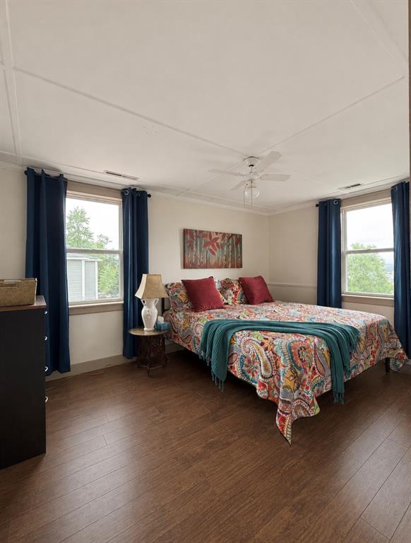 121 MEMORIAL DRIVE, CLARENVILLE, Newfoundland, Canada A5A 1P7, ,2 BathroomsBathrooms,Residential,For Sale,MEMORIAL DRIVE,6328