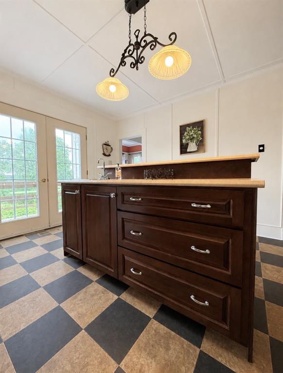 121 MEMORIAL DRIVE, CLARENVILLE, Newfoundland, Canada A5A 1P7, ,2 BathroomsBathrooms,Residential,For Sale,MEMORIAL DRIVE,6328