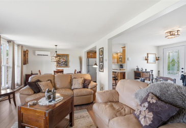 5 MAIN STREET, LITTLE BAY, Newfoundland, Canada A0E 2H0, ,1 BathroomBathrooms,Residential,For Sale,MAIN STREET,6330 5 MAIN STREET, LITTLE BAY, Newfoundland, Canada A0E 2H0, ,1 BathroomBathrooms,Residential,For Sale,MAIN STREET,6330