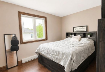 6 HOBBS ROAD, PORT BLANDFORD, Newfoundland, Canada A0C 2G0, ,1 BathroomBathrooms,Residential,For Sale,HOBBS ROAD,6331