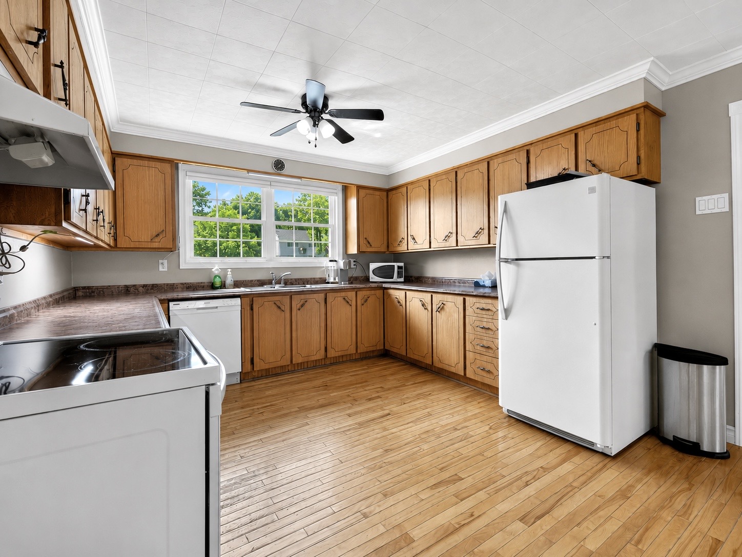 229 MARINE DRIVE, CLARENVILLE, Newfoundland, Canada A5A 1M8, ,1 BathroomBathrooms,Residential,For Sale,MARINE DRIVE,6335