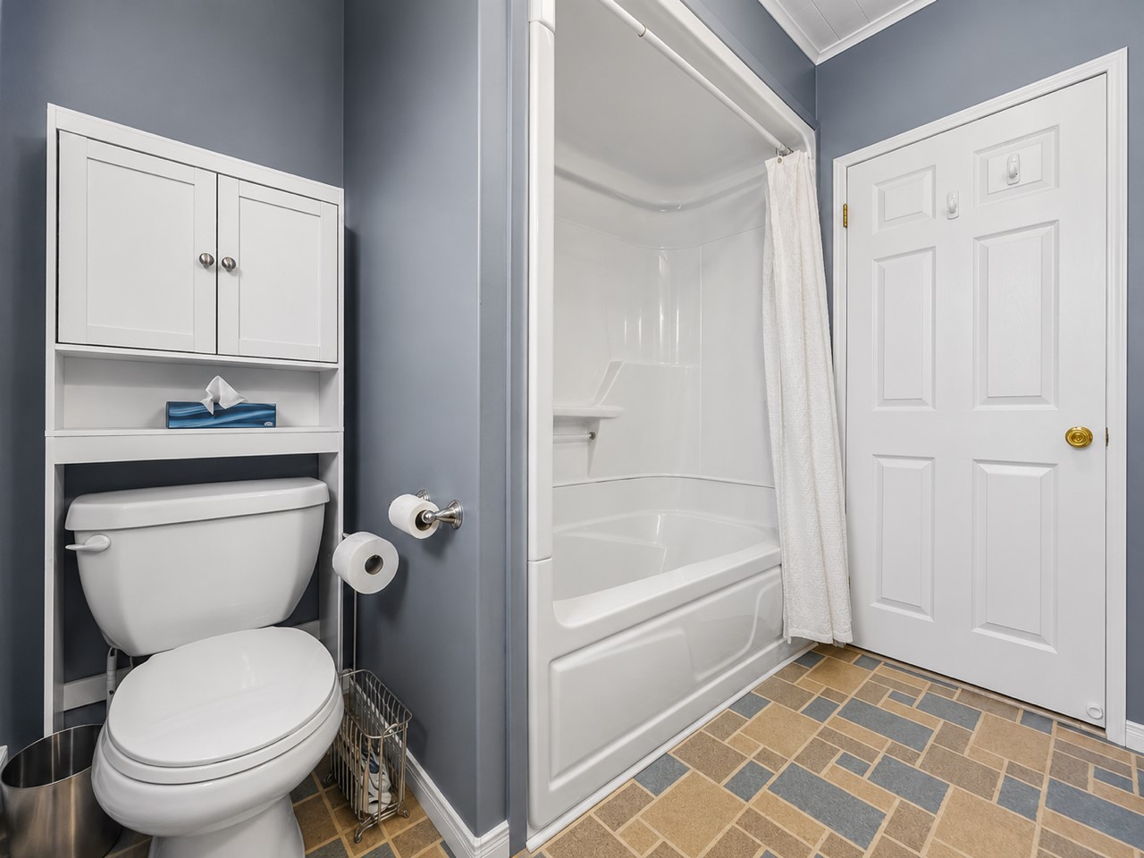 229 MARINE DRIVE, CLARENVILLE, Newfoundland, Canada A5A 1M8, ,1 BathroomBathrooms,Residential,For Sale,MARINE DRIVE,6335