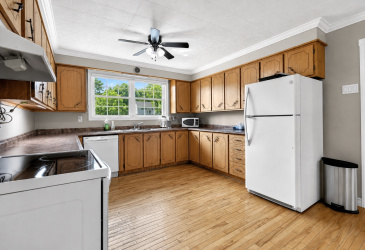 229 MARINE DRIVE, CLARENVILLE, Newfoundland, Canada A5A 1M8, ,1 BathroomBathrooms,Residential,Sale Pending,MARINE DRIVE,6335 229 MARINE DRIVE, CLARENVILLE, Newfoundland, Canada A5A 1M8, ,1 BathroomBathrooms,Residential,Sale Pending,MARINE DRIVE,6335