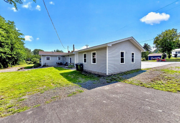 229 MARINE DRIVE, CLARENVILLE, Newfoundland, Canada A5A 1M8, ,1 BathroomBathrooms,Residential,Sale Pending,MARINE DRIVE,6335 229 MARINE DRIVE, CLARENVILLE, Newfoundland, Canada A5A 1M8, ,1 BathroomBathrooms,Residential,Sale Pending,MARINE DRIVE,6335