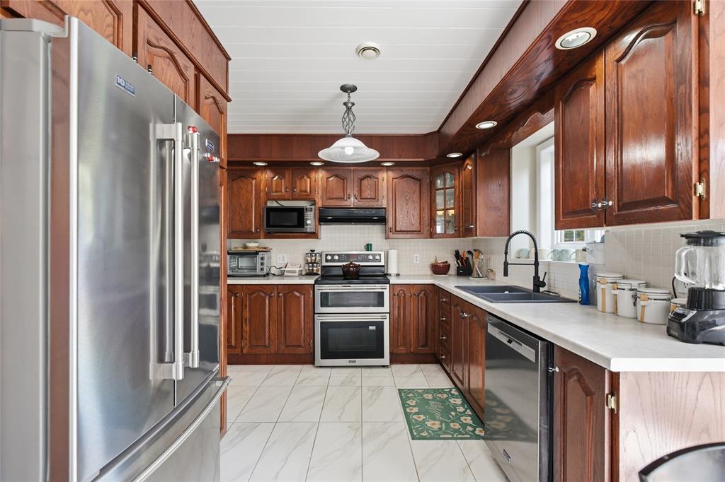 181 MAIN ROAD, LEWIN'S COVE, Newfoundland, Canada A0E 2G0, ,3 BathroomsBathrooms,Residential,Reduced,MAIN ROAD,6336