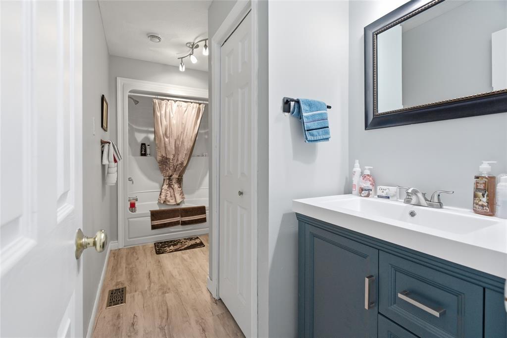 181 MAIN ROAD, LEWIN'S COVE, Newfoundland, Canada A0E 2G0, ,3 BathroomsBathrooms,Residential,Reduced,MAIN ROAD,6336