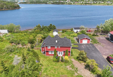 181 MAIN ROAD, LEWIN'S COVE, Newfoundland, Canada A0E 2G0, ,3 BathroomsBathrooms,Residential,Reduced,MAIN ROAD,6336