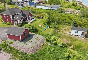 181 MAIN ROAD, LEWIN'S COVE, Newfoundland, Canada A0E 2G0, ,3 BathroomsBathrooms,Residential,Reduced,MAIN ROAD,6336