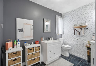 181 MAIN ROAD, LEWIN'S COVE, Newfoundland, Canada A0E 2G0, ,3 BathroomsBathrooms,Residential,Reduced,MAIN ROAD,6336
