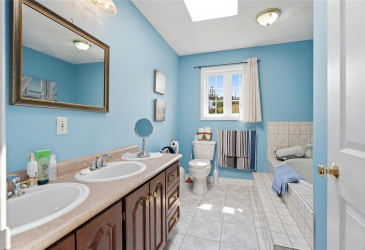 181 MAIN ROAD, LEWIN'S COVE, Newfoundland, Canada A0E 2G0, ,3 BathroomsBathrooms,Residential,Reduced,MAIN ROAD,6336