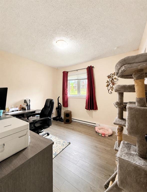 11 MUNICIPAL SQUARE, CLARENVILLE, Newfoundland, Canada A5A 1T4, ,2 BathroomsBathrooms,Residential,For Sale,MUNICIPAL SQUARE,6337