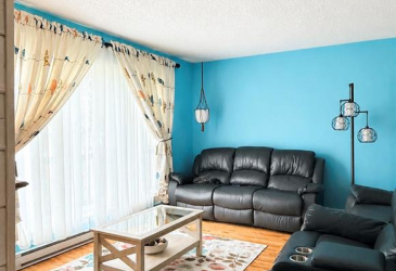 11 MUNICIPAL SQUARE, CLARENVILLE, Newfoundland, Canada A5A 1T4, ,2 BathroomsBathrooms,Residential,For Sale,MUNICIPAL SQUARE,6337