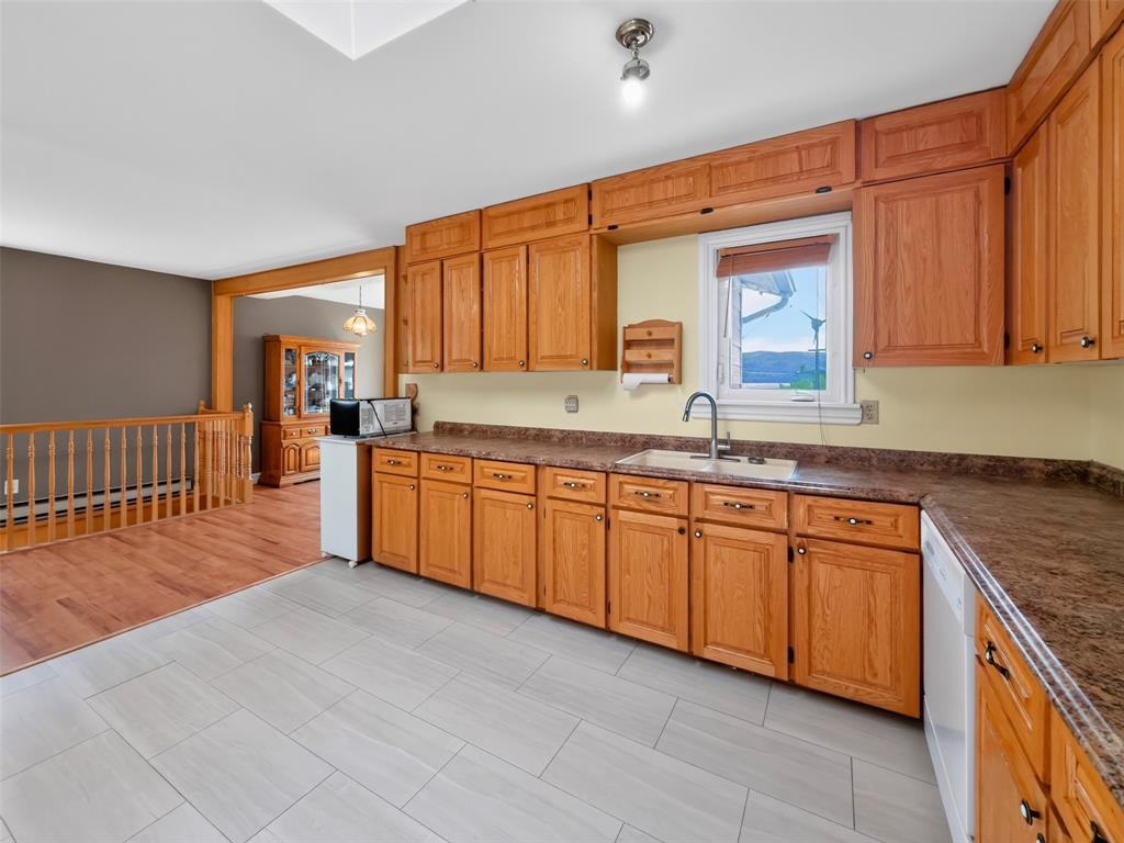 806 RANDOM ISLAND ROAD, ELLIOTT'S COVE, Newfoundland, Canada A5A 3A1, ,1 BathroomBathrooms,Residential,For Sale,RANDOM ISLAND ROAD,6341