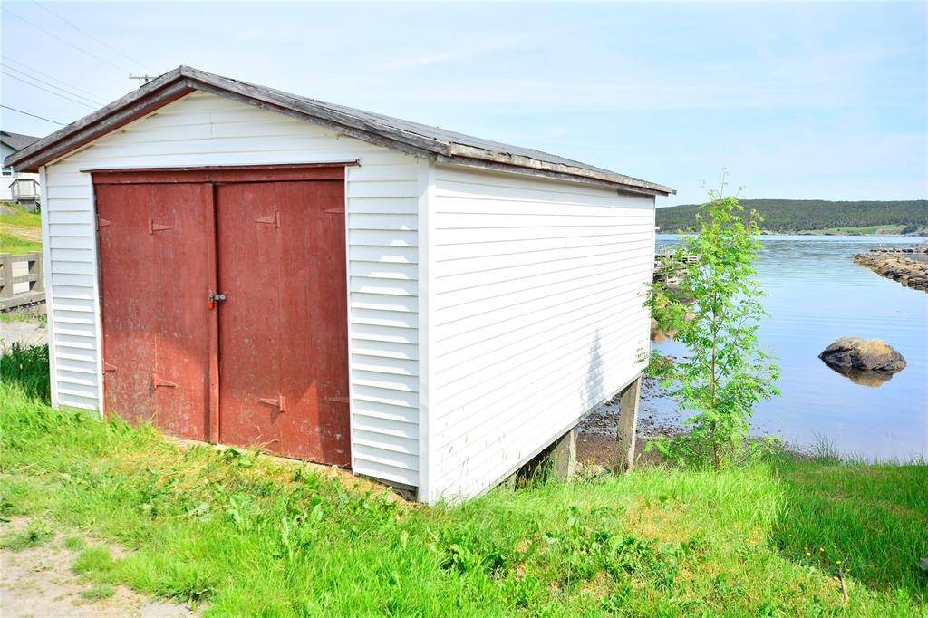 28A TORY ROAD, NEW PERLICAN, Newfoundland, Canada A0B 2S0, ,2 BathroomsBathrooms,Residential,For Sale,TORY ROAD,6342