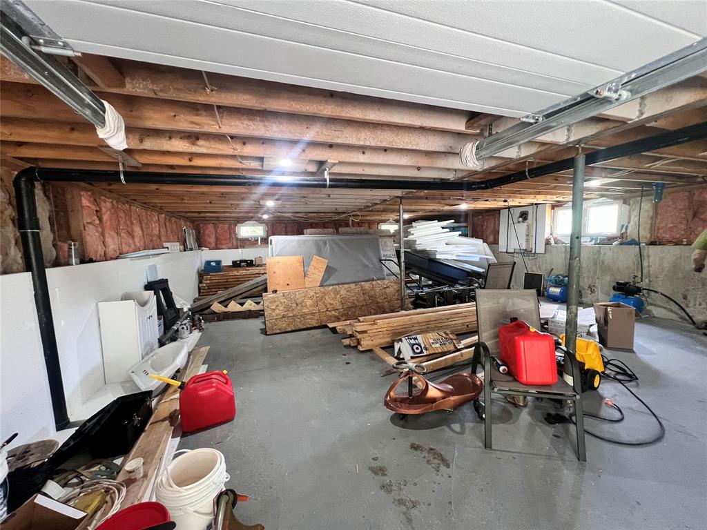 5 MERCERS ROAD, BAY ROBERTS, Newfoundland, Canada A0A 3V0, ,0,Residential,For Sale,MERCERS ROAD,6343