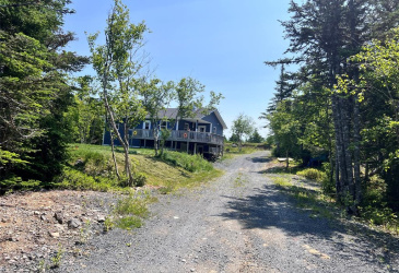 5 MERCERS ROAD, BAY ROBERTS, Newfoundland, Canada A0A 3V0, ,0,Residential,For Sale,MERCERS ROAD,6343